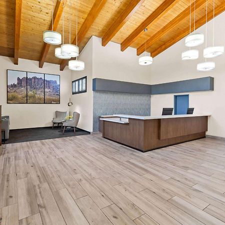 Days Inn & Suites By Wyndham Mesa Near Phoenix Esterno foto