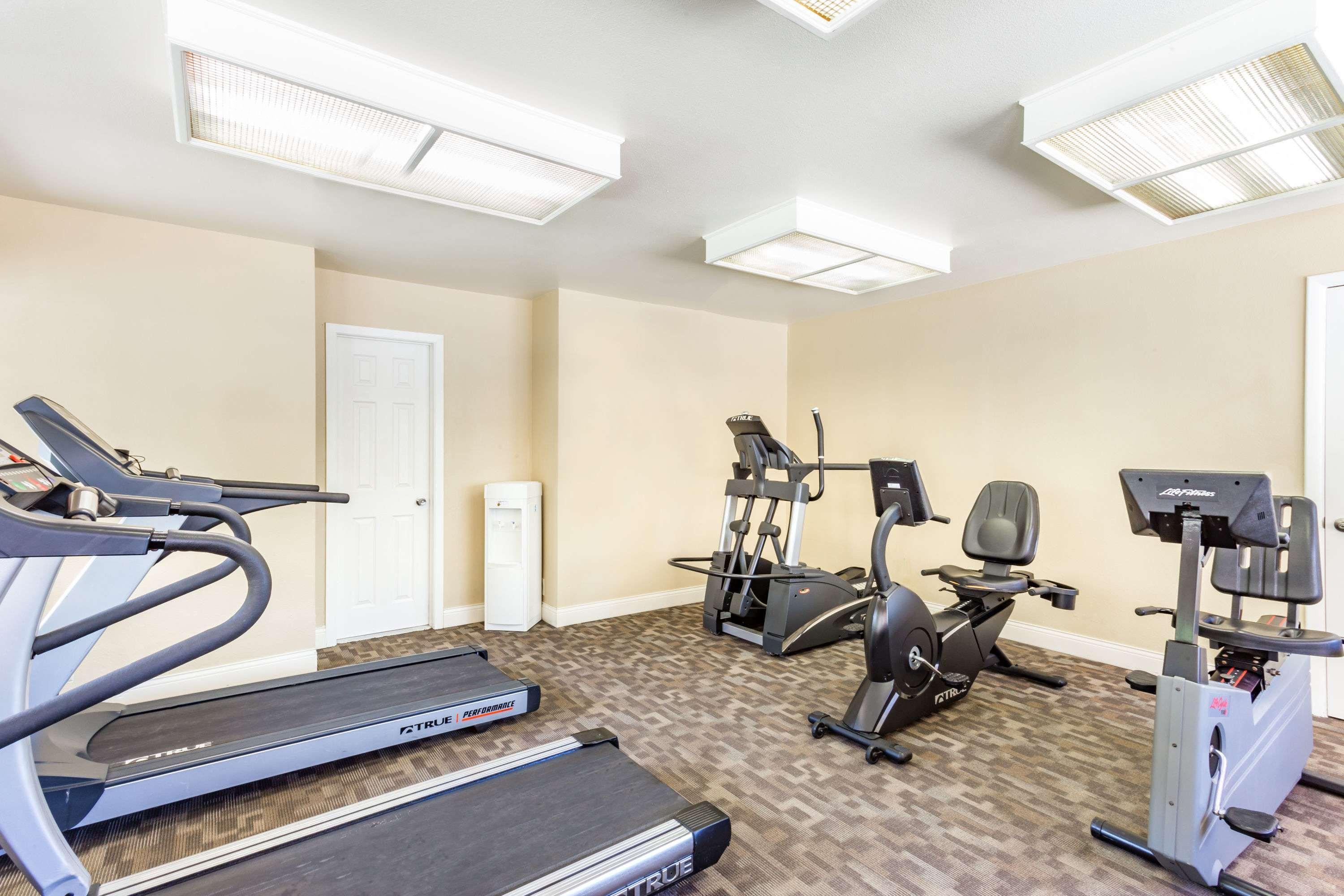 Days Inn & Suites By Wyndham Mesa Near Phoenix Esterno foto