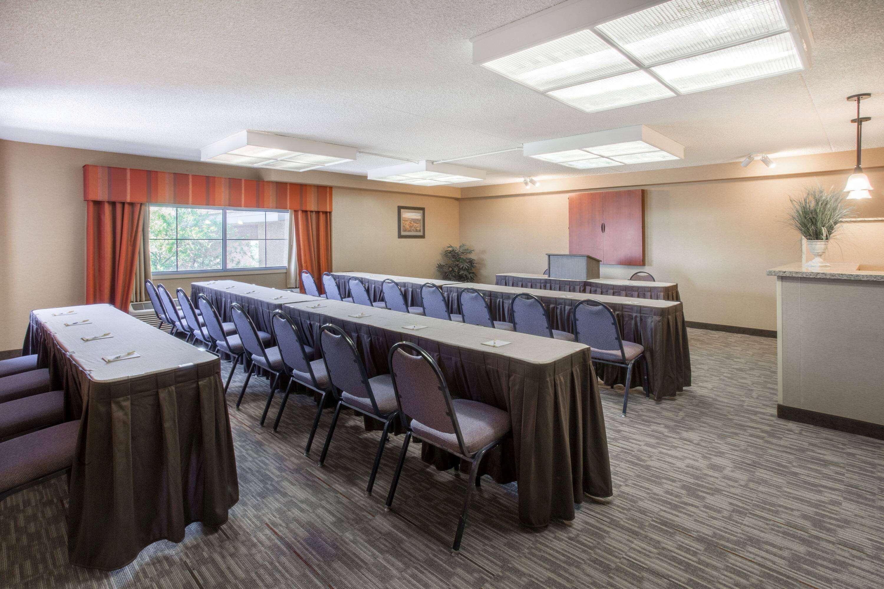 Days Inn & Suites By Wyndham Mesa Near Phoenix Esterno foto