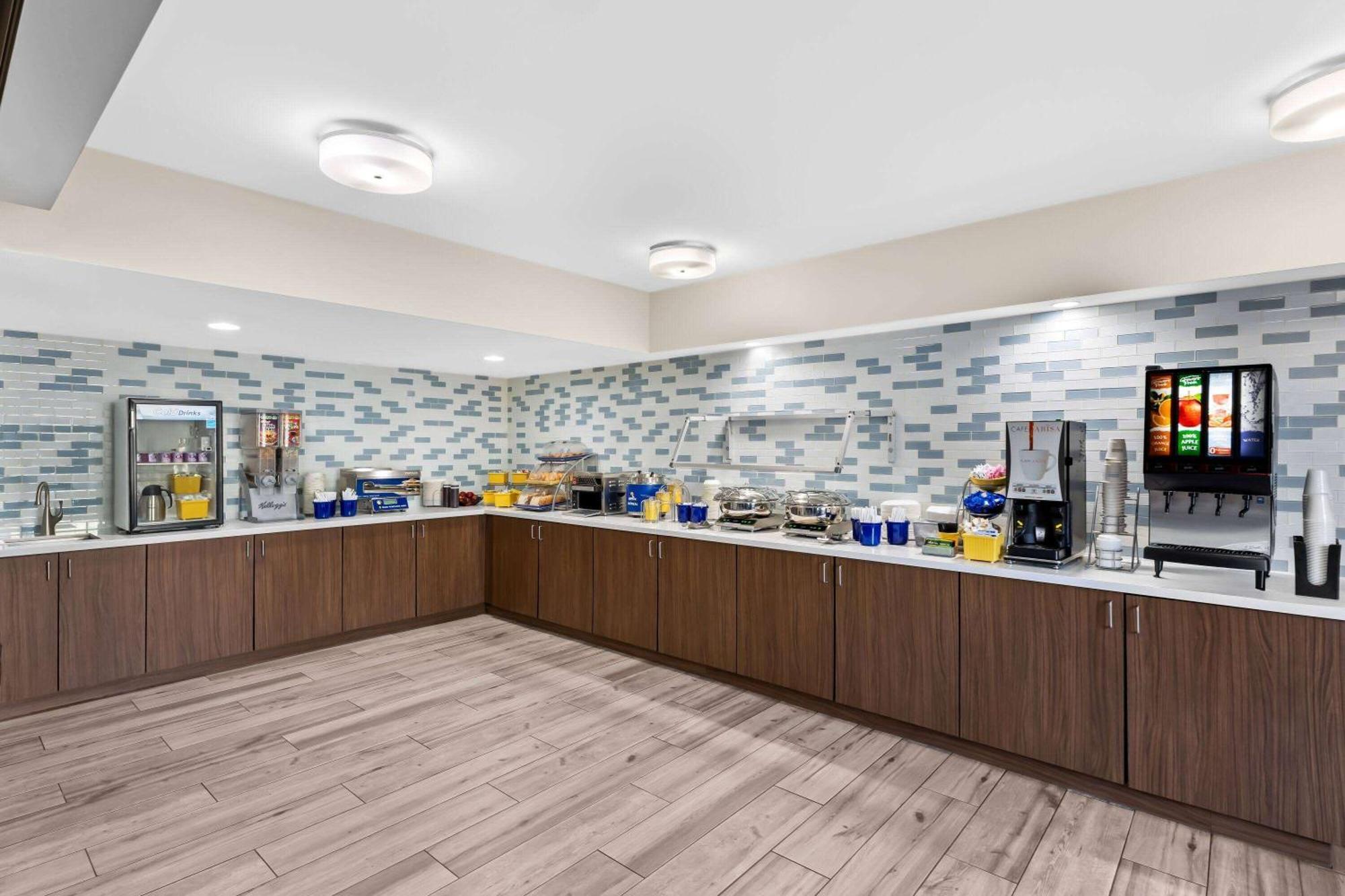 Days Inn & Suites By Wyndham Mesa Near Phoenix Esterno foto