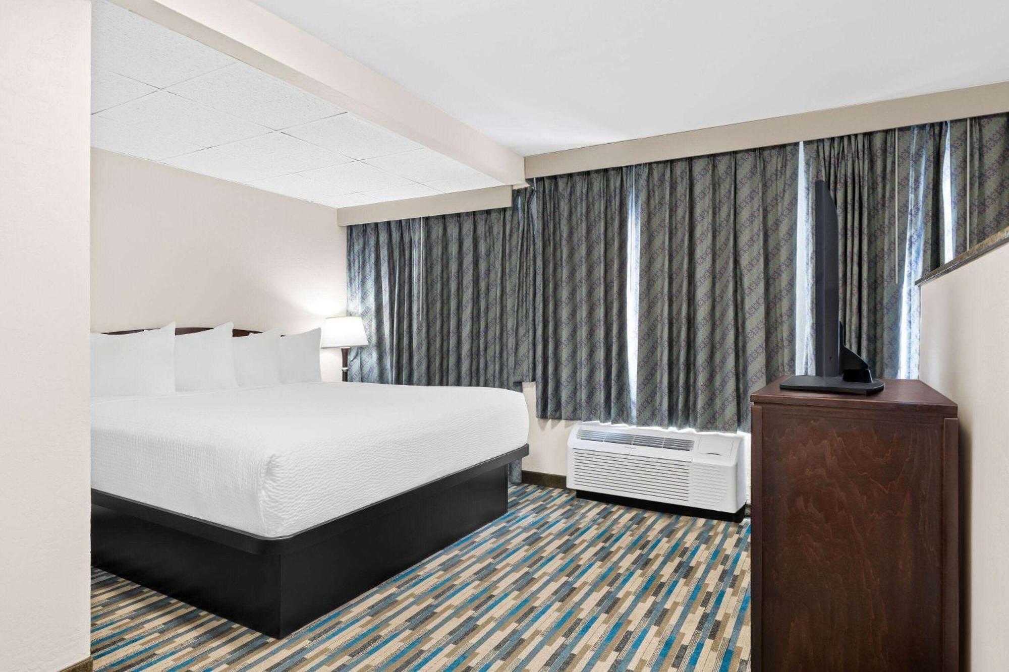 Days Inn & Suites By Wyndham Mesa Near Phoenix Esterno foto