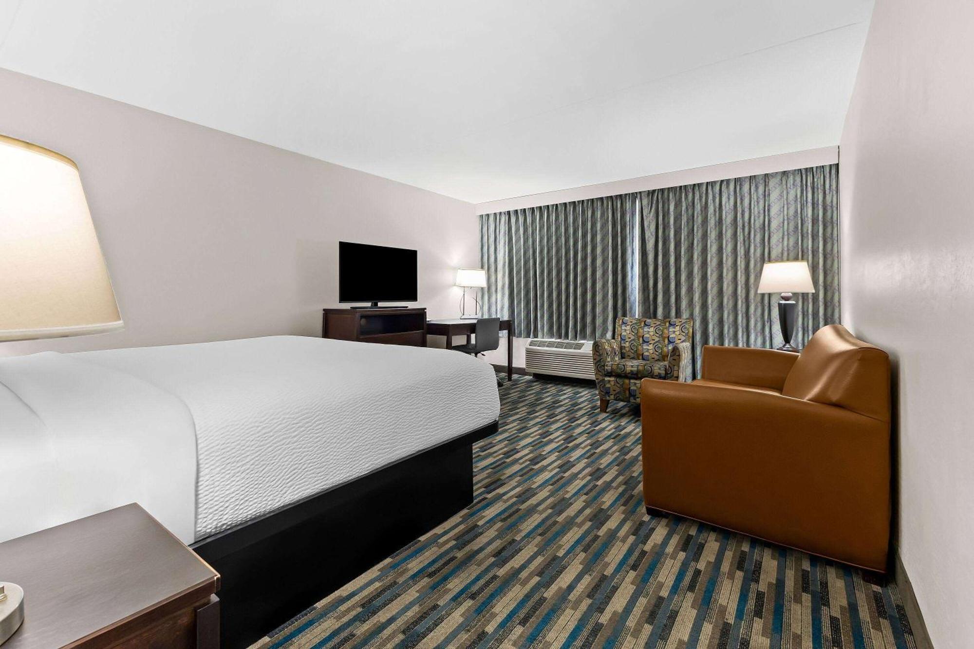 Days Inn & Suites By Wyndham Mesa Near Phoenix Esterno foto