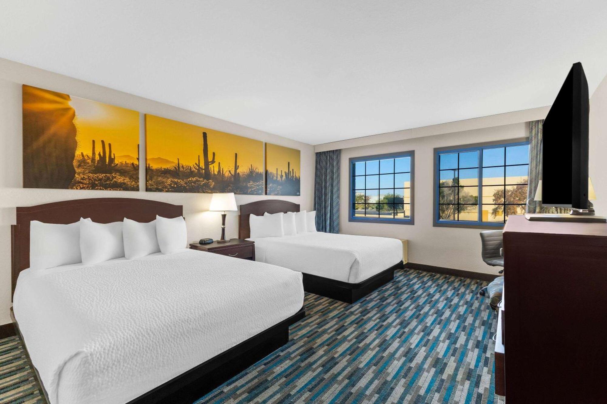 Days Inn & Suites By Wyndham Mesa Near Phoenix Esterno foto