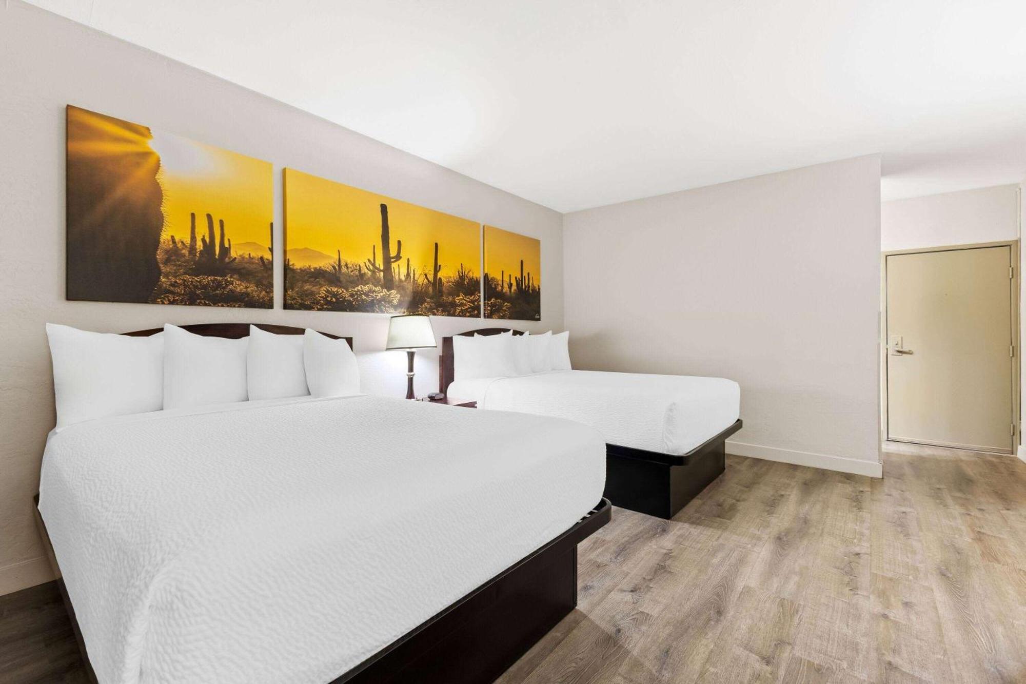 Days Inn & Suites By Wyndham Mesa Near Phoenix Esterno foto