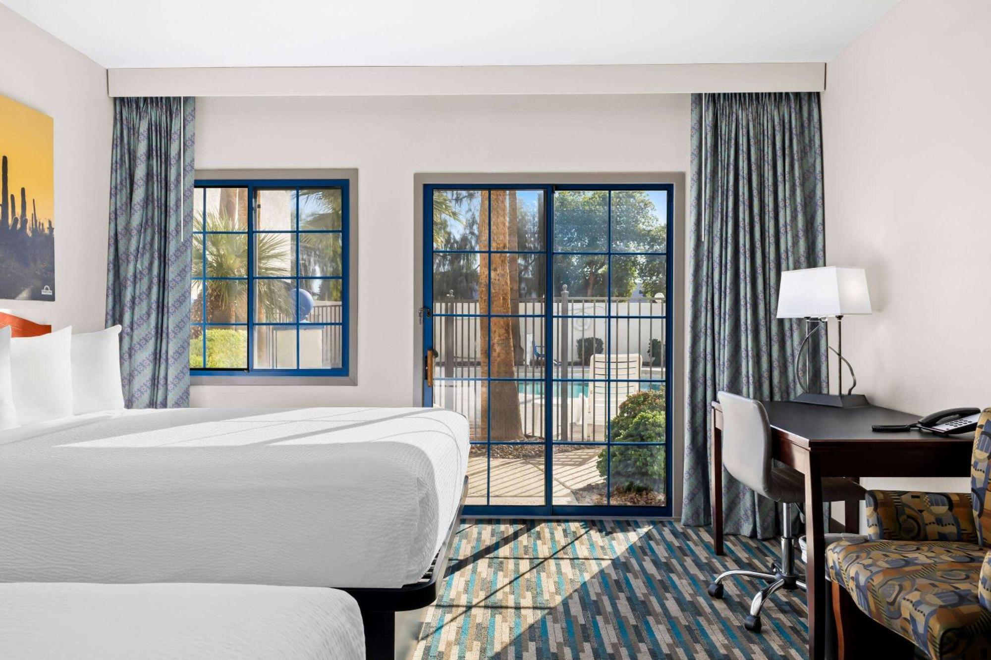 Days Inn & Suites By Wyndham Mesa Near Phoenix Esterno foto