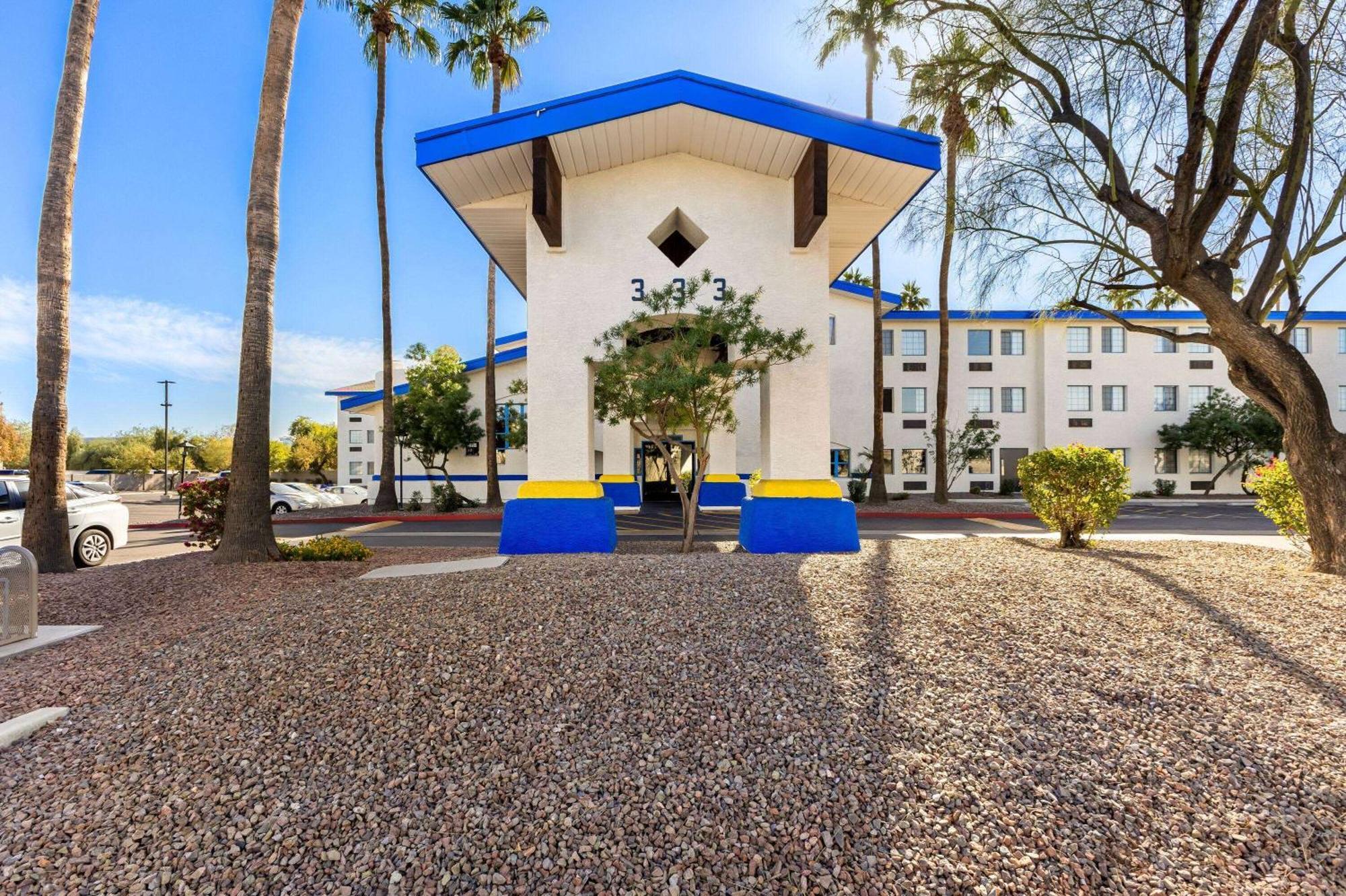 Days Inn & Suites By Wyndham Mesa Near Phoenix Esterno foto